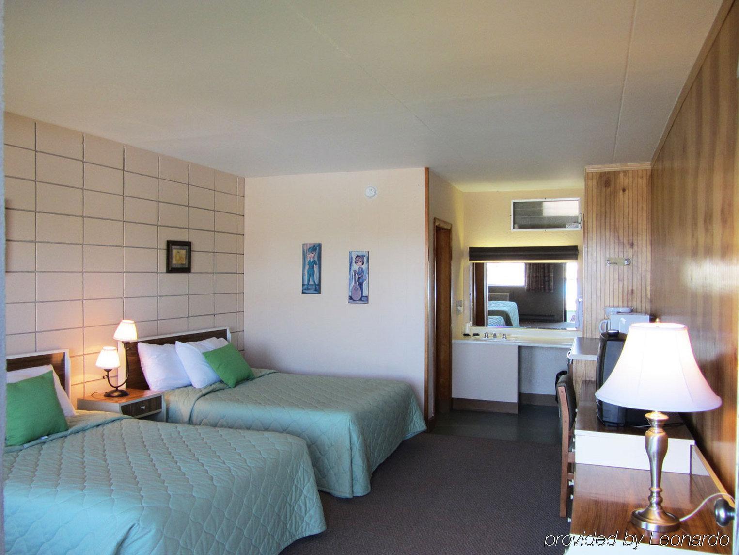 Half Moon Motel & Cottages Weirs Beach Exterior photo